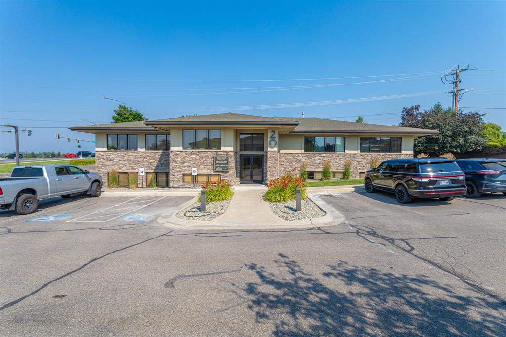 20 Four Mile Drive, Unit 4
